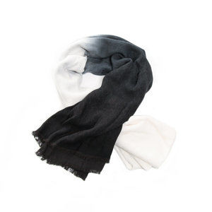 Calvin Klein dámský černobílý šátek Vivianne - OS (1)